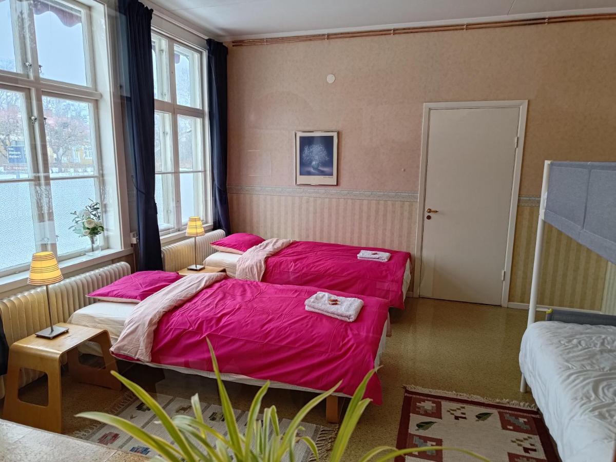 Perrongen Guesthouse Munkfors Экстерьер фото